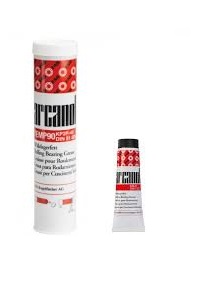 Pełna gama smarów FAG Arcanol – MULTITOP, LOAD, TEMP. Zaufaj ekspertom z DAKAM. Obraz jest ucieleśnieniem niemieckiej inżynierii smarowniczej i niezawodności, które są synonimami marki FAG (część grupy Schaeffler). Kompozycja łączy w sobie profesjonalny, techniczny wizerunek oryginalnych smarów Arcanol z zaufaniem i dostępnością, jakie budzi autoryzowany polski dystrybutor DAKAM. Dominują w niej charakterystyczne dla FAG/Schaeffler barwy – intensywna czerwień, biel i techniczna szarość. W centrum uwagi, na czystej, białej lub metalowej powierzchni, znajduje się starannie zaaranżowany zestaw oryginalnych opakowań ze smarami FAG Arcanol: • Różnorodność opakowań: Prezentowane są najpopularniejsze formy: o Kartusze 400g: Standardowe tuby do smarownic ręcznych lub automatycznych. o Puszki 1kg: Praktyczne opakowania do mniejszych potrzeb lub aplikacji ręcznych. o (Opcjonalnie) Większe wiadro (np. 5kg lub 18kg), symbolizujące dostępność dla dużych odbiorców przemysłowych. • Wachlarz typów Arcanol: Kluczowym elementem jest pokazanie kilku różnych typów smaru Arcanol, np.: o Arcanol MULTITOP: Uniwersalny smar do szerokiego zakresu zastosowań. o Arcanol LOAD: Smar do wysokich obciążeń. o Arcanol TEMP: Smar do pracy w ekstremalnych temperaturach. Ich obecność wizualnie komunikuje dostępność pełnej gamy specjalistycznych środków smarnych FAG. • Marka FAG/Schaeffler: Na każdym opakowaniu widoczne jest wyraźne logo "FAG" oraz "Schaeffler", a także precyzyjne oznaczenie typu smaru ("Arcanol MULTITOP", "Arcanol LOAD220" itp.). Charakterystyczna czerwono-biała szata graficzna jest dominująca. Tło jest subtelnie rozmyte (efekt bokeh), ale jednoznacznie wskazuje na profesjonalną, wielkoskalową dystrybucję na terenie Polski: • Nowoczesny magazyn DAKAM: W tle widać rzędy wysokich regałów magazynowych, wypełnionych uporządkowanymi, oryginalnymi, czerwono-białymi opakowaniami FAG/Schaeffler. Duża ilość towaru na stanie wizualnie potwierdza status "sprawdzonego dystrybutora" i gwarantuje szybkie dostawy. • Logo Dystrybutora: W dyskretnym, ale widocznym miejscu umieszczone jest logo DAKAM, z dopiskiem "Autoryzowany Dystrybutor FAG/Schaeffler", co buduje jego markę jako zaufanego partnera. Obraz niesie jasny komunikat: "Jako autoryzowany polski dystrybutor DAKAM, posiadamy pełen asortyment oryginalnych, wysokowydajnych smarów FAG Arcanol, niezbędnych do zapewnienia maksymalnej żywotności łożysk".