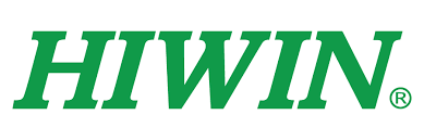 Precyzyjny ruch liniowy HIWIN. Zaufaj ekspertom z DAKAM. Obraz jest ucieleśnieniem precyzji, dynamiki i zaawansowanej technologii ruchu liniowego, które są wizytówką marki HIWIN. Kompozycja łączy w sobie sterylny blask precyzyjnie obrobionej stali z profesjonalnym wizerunkiem autoryzowanego polskiego dystrybutora DAKAM. Całość emanuje niezawodnością, innowacyjnością i gotowością do dostarczania rozwiązań dla polskiego przemysłu. W centrum uwagi, na czystej, metalowej lub grafitowej powierzchni, znajduje się starannie zaaranżowany zestaw flagowych komponentów techniki liniowej HIWIN. Ta kompozycja wizualnie demonstruje kluczowe technologie marki: • Prowadnice liniowe (profilowe): Stanowią wizualny kręgosłup kompozycji. Długie, lśniące szyny z idealnie wyszlifowanymi bieżniami oraz precyzyjne wózki liniowe nasunięte na nie. Symbolizują płynność, sztywność i dokładność pozycjonowania. • Mechanizmy śrubowo-toczne (śruby kulowe): Ukazana jest precyzyjnie wykonana śruba z nakrętką kulową, co wizualnie komunikuje zdolność do zamiany ruchu obrotowego na precyzyjny ruch liniowy. • Marka HIWIN: Na komponentach (np. na wózkach, nakrętkach) widoczne są wyraźne, laserowo grawerowane logotypy "HIWIN", co buduje zaufanie i podkreśla oferowanie oryginalnych, markowych produktów. Tło jest subtelnie rozmyte (efekt bokeh), ale jednoznacznie wskazuje na profesjonalną, wielkoskalową dystrybucję na terenie Polski: • Nowoczesny magazyn DAKAM: W tle widać rzędy wysokich regałów magazynowych, wypełnionych uporządkowanymi, oryginalnymi opakowaniami HIWIN oraz długimi tubami do przechowywania prowadnic i śrub. Duża ilość towaru na stanie wizualnie potwierdza status "sprawdzonego dystrybutora". • Logo Dystrybutora: W dyskretnym, ale widocznym miejscu umieszczone jest logo DAKAM, z dopiskiem "Autoryzowany Dystrybutor HIWIN", co buduje jego markę jako zaufanego partnera. Obraz niesie jasny komunikat: "Jako czołowy polski dystrybutor DAKAM, posiadamy pełen asortyment techniki liniowej HIWIN, dostępny natychmiast z naszego magazynu, wraz ze wsparciem technicznym i usługą cięcia na wymiar".